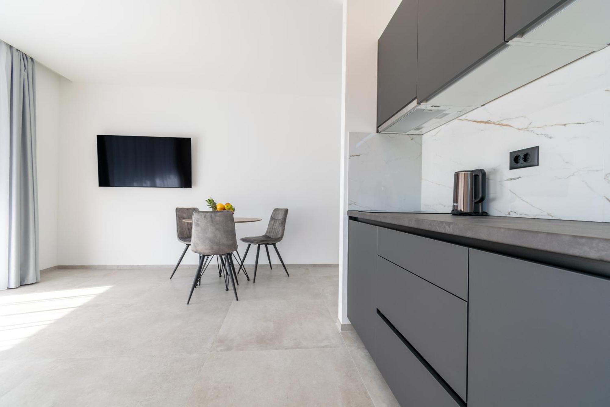Apartmani Pino 1 Baška Voda Buitenkant foto